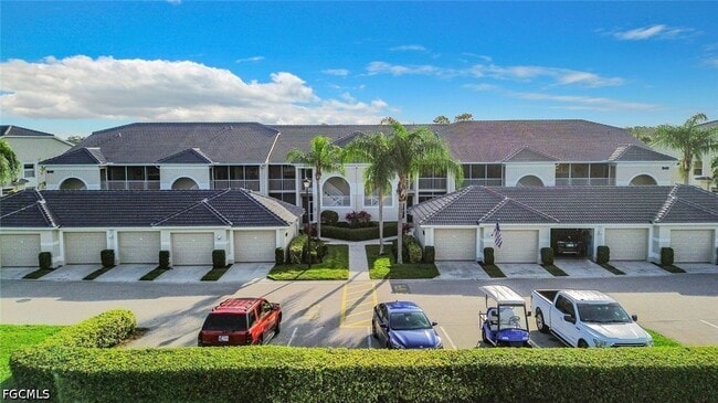 Building Photo - 10401 McArthur Palms Ln