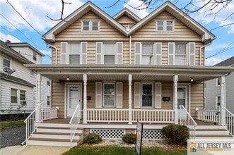 Building Photo - 42 Van Keuren Ave