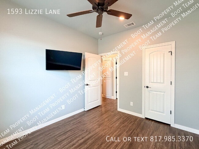 Building Photo - 1593 Lizzie Ln