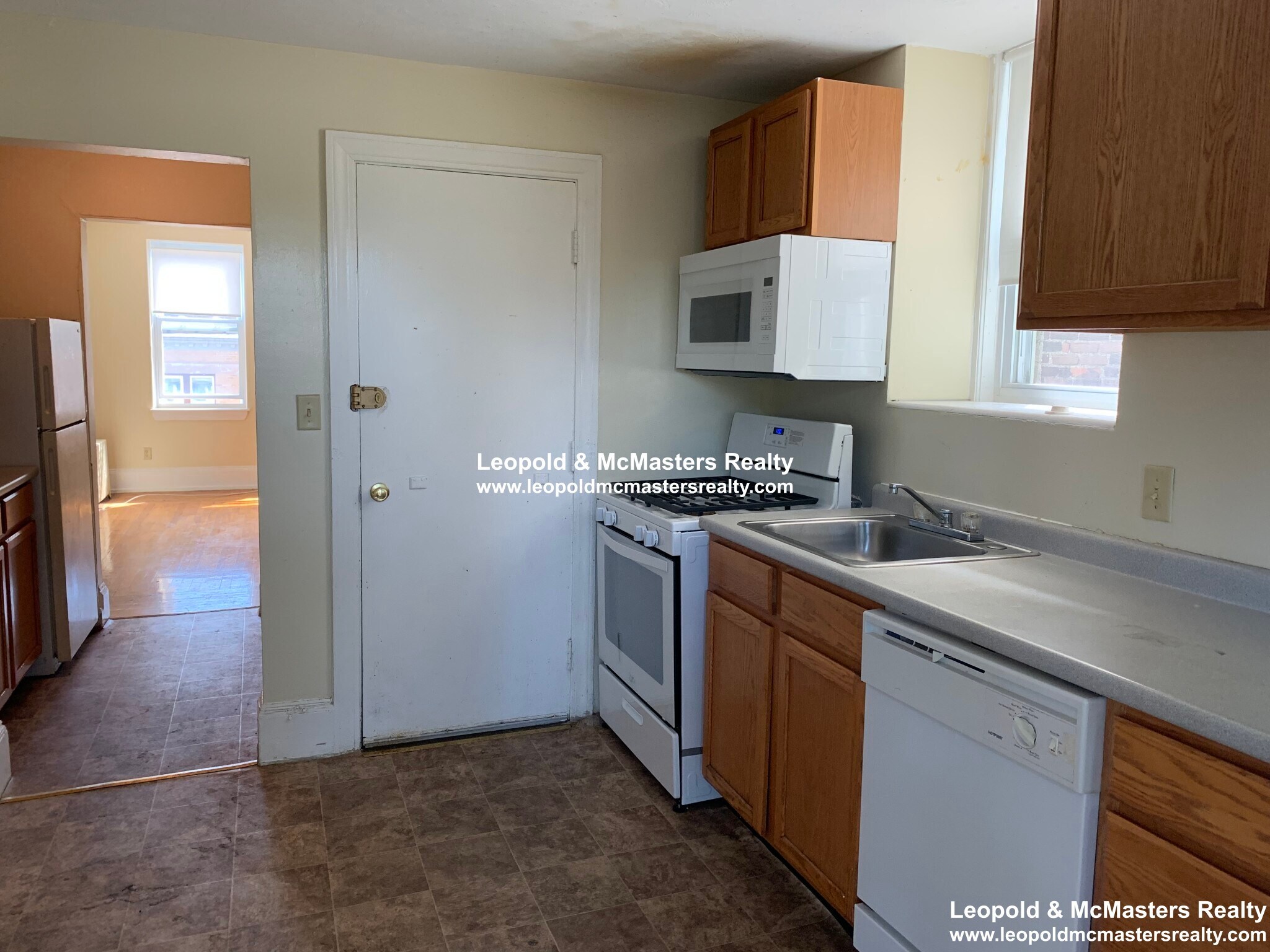 Building Photo - 136 Chiswick Rd