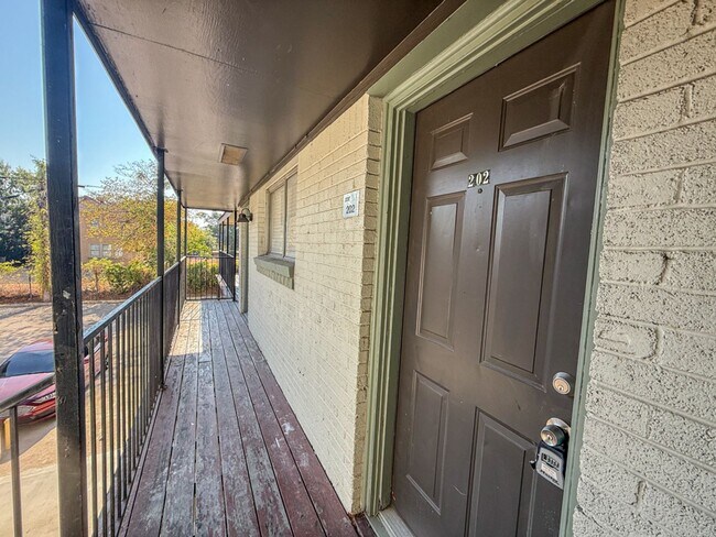 Interior Photo - 808 Blaylock Dr