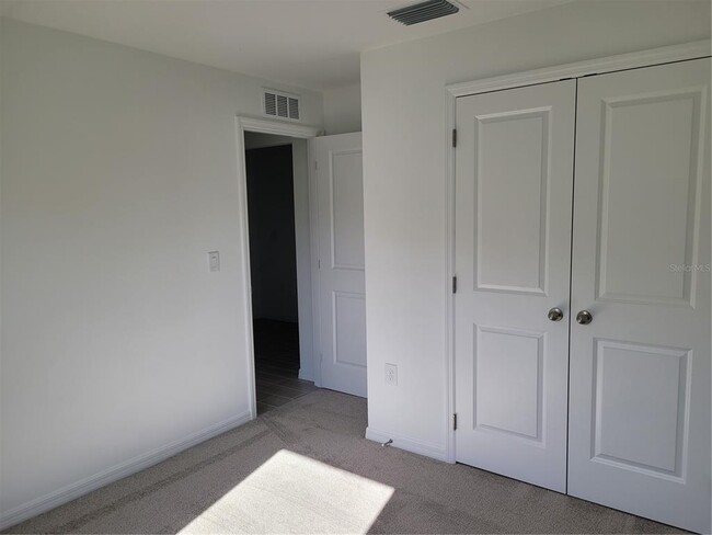 Building Photo - 11383 Baggot Ave