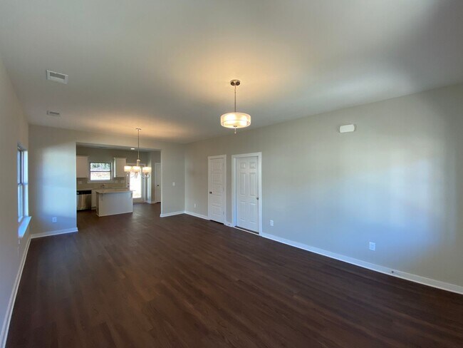 Building Photo - Home for Rent in Pinson, AL!!! Available to View!