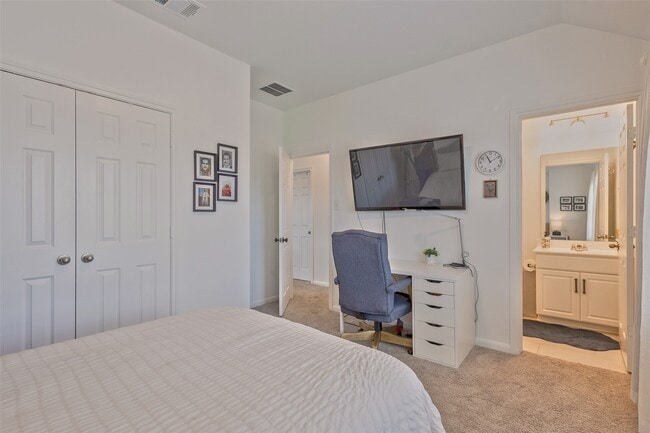 Building Photo - 31502 Willows Bracken Ct