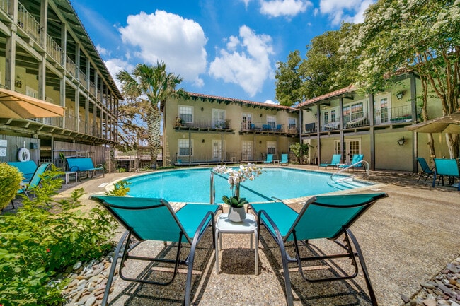 Primary Photo - 66 BREES Blvd