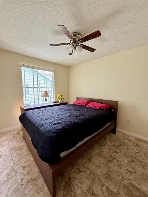 Building Photo - 8705 Knightsbridge Ct