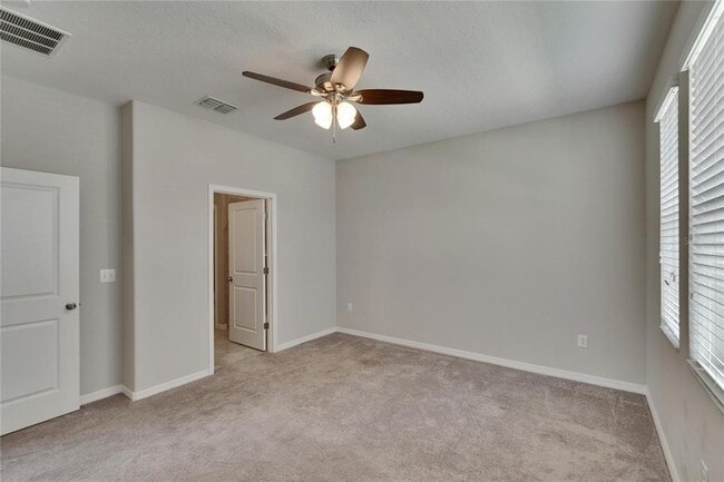 Building Photo - 7325 Parkshore Dr