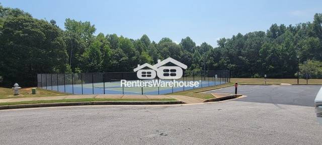 Building Photo - 996 Maple Leaf Dr