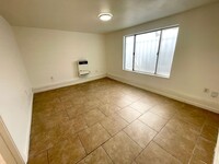 Building Photo - 1083-1085 67th St, Oakland, CA 94608