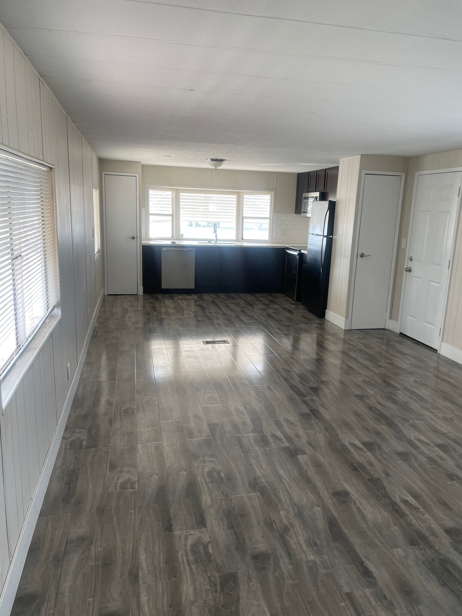 Dining/kitchen - 2872 Green Tree Ave