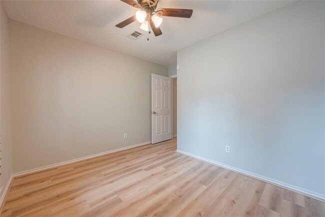Building Photo - 15511 Rana Ct