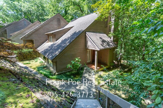 Building Photo - Charming 3-Bedroom Condominium in Birmingham!