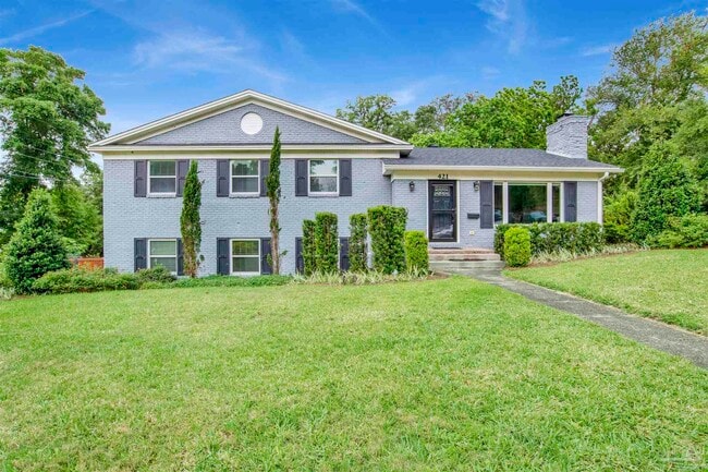 Building Photo - 421 Woodbine Dr