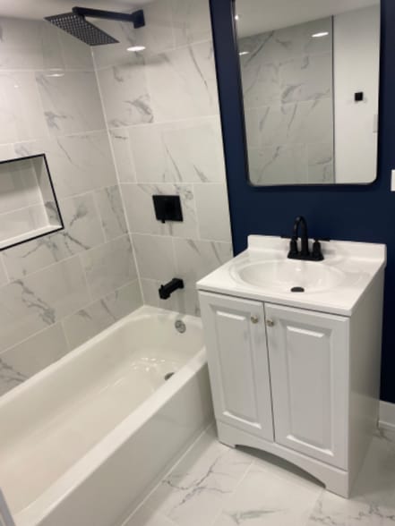 Building Photo - 1525 S 60th Ct