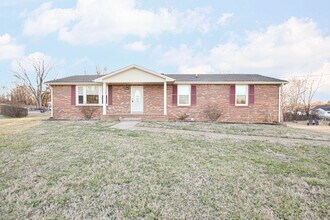 Building Photo - Pet Friendly Three Bedroom with Basement!