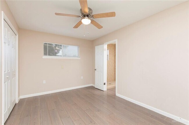 Building Photo - 39 Pecan Ave