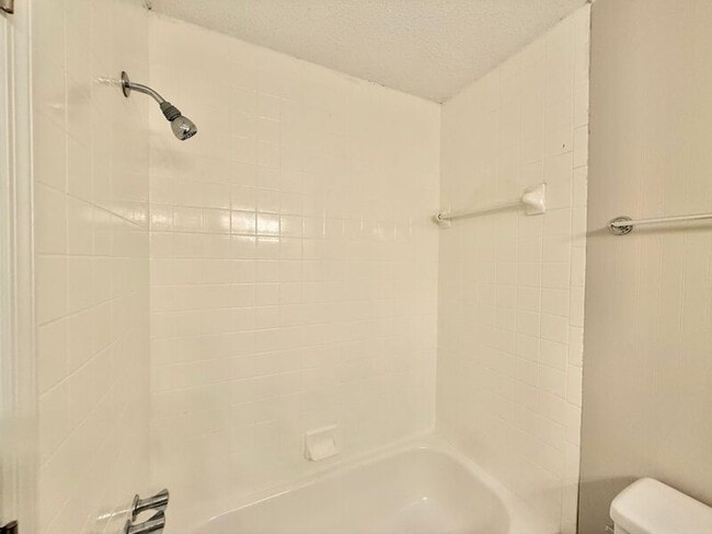 Building Photo - 7704 Falcon Rest Cir