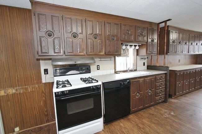 Building Photo - 1500 Boise Ave