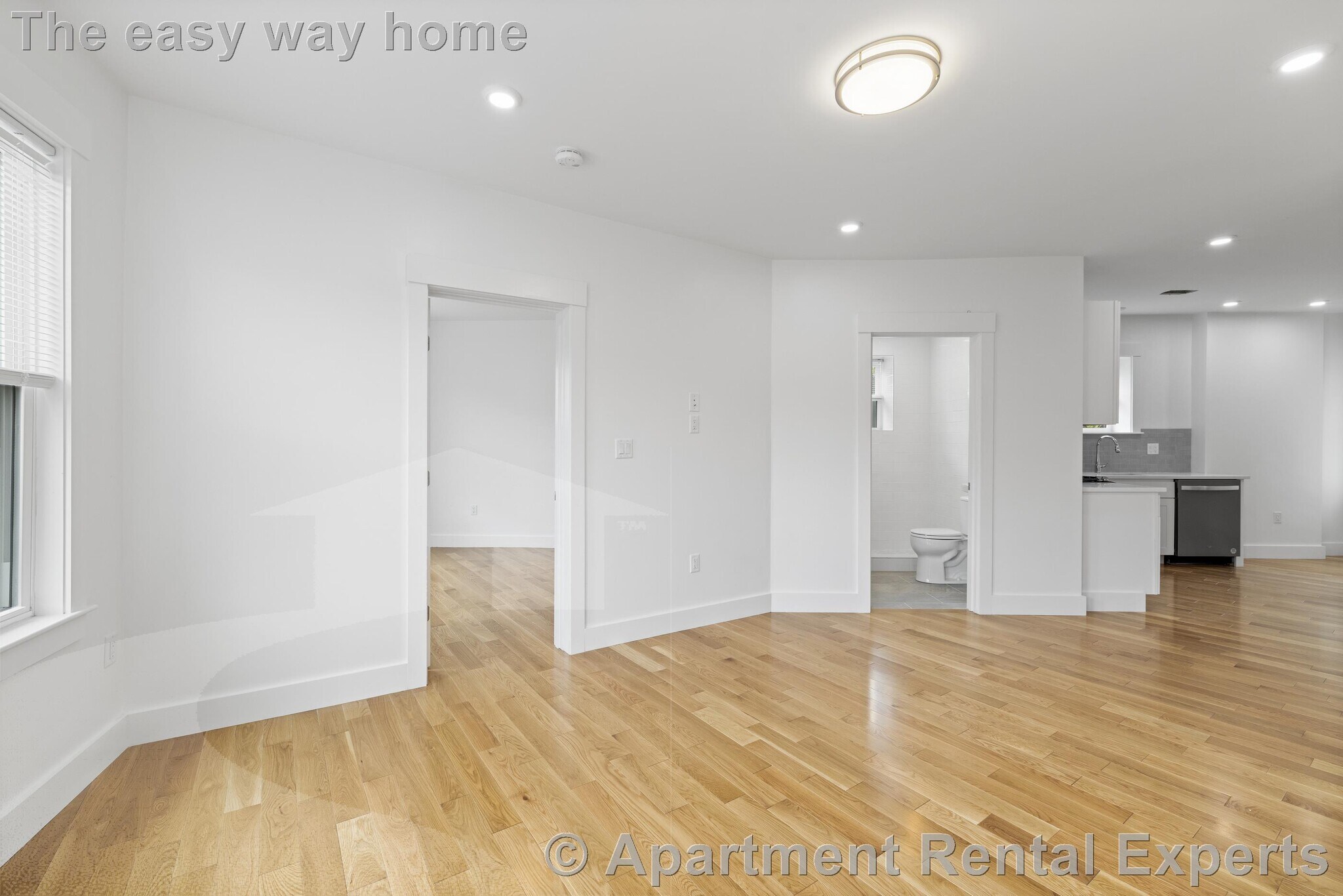 Building Photo - 406 Columbia St