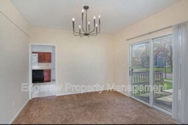 Building Photo - 352 Holmdene Blvd NE