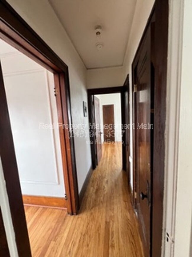 Building Photo - 9176 Chamberlain St