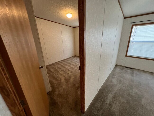 Building Photo - 3 Bedroom 2 Bath Modular Home with Many Amenities & Storage Shed