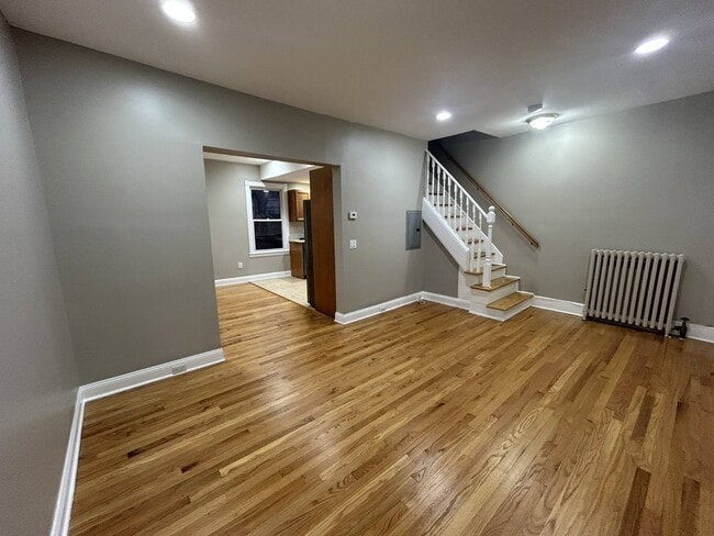 Building Photo - 42 Vanderbilt Ave