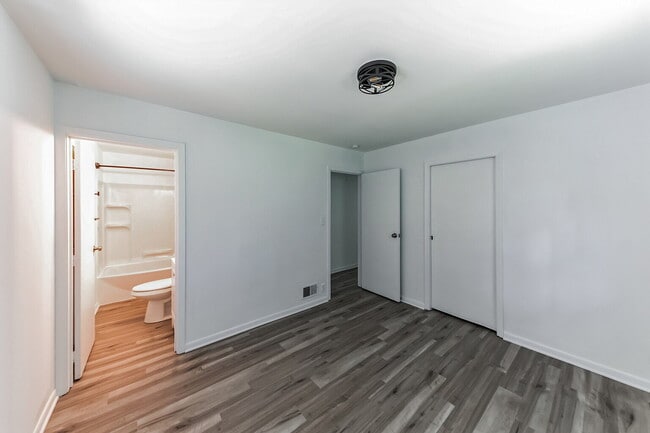 Building Photo - 2964 Werkridge Dr