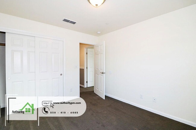 Building Photo - 671 Mission De Oro Dr