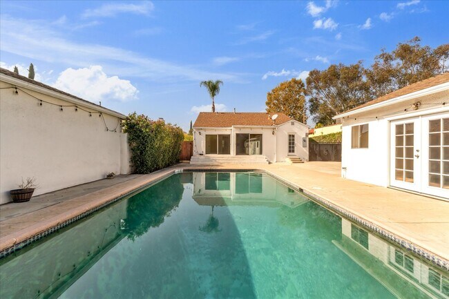 Backyard - 4710 Cartwright Ave