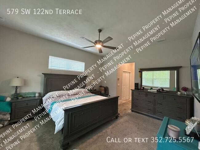 Building Photo - 579 SW 122nd Terrace