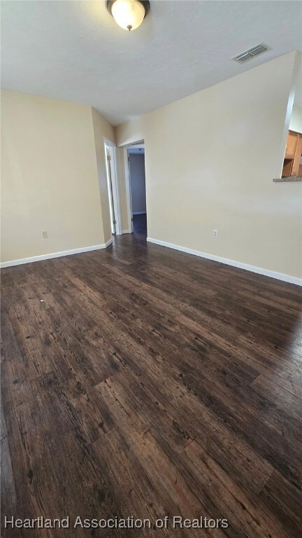 Building Photo - 117 Sparrow Ave