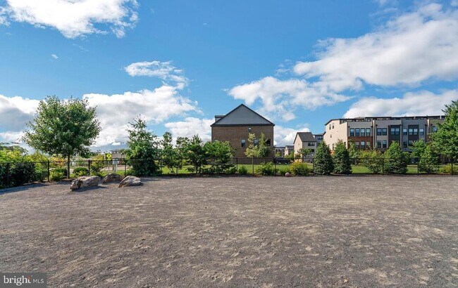 Building Photo - 22426 Philanthropic Dr