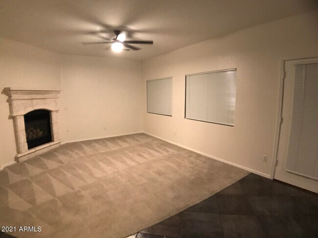 Building Photo - 17584 W Acacia Ct