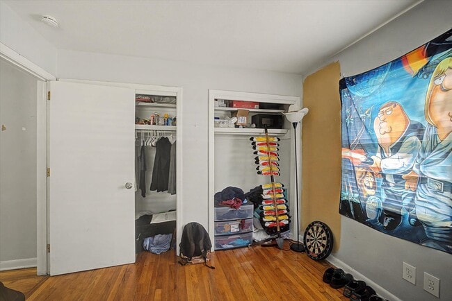 Building Photo - 233 Westridge Dr