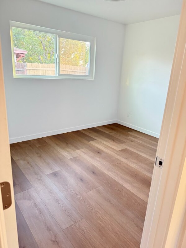 Building Photo - 8927 Delrose Ave