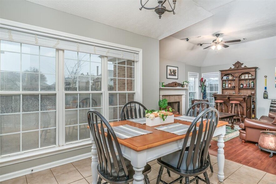 Building Photo - 9211 Hanston Pl