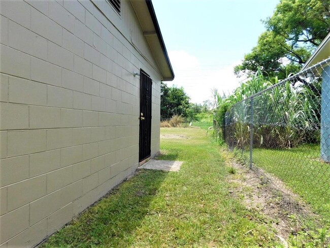 Building Photo - 1518 Frazier Ave