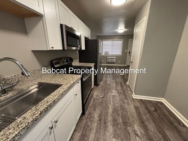 Building Photo - 2590 N Carson St