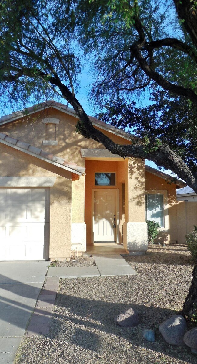 Building Photo - 9310 W Beryl Ave