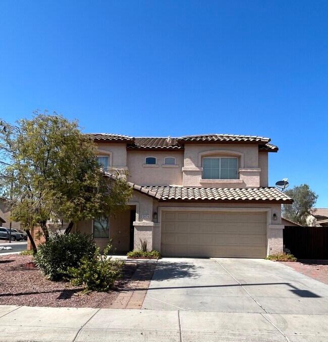 Primary Photo - 22076 W Pima St