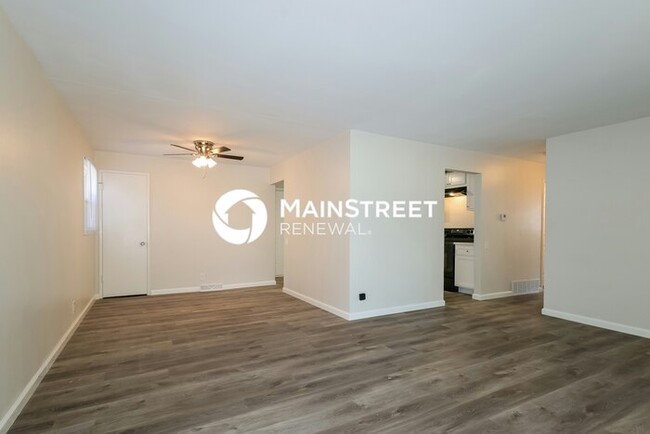 Building Photo - 9630 Perch Dr