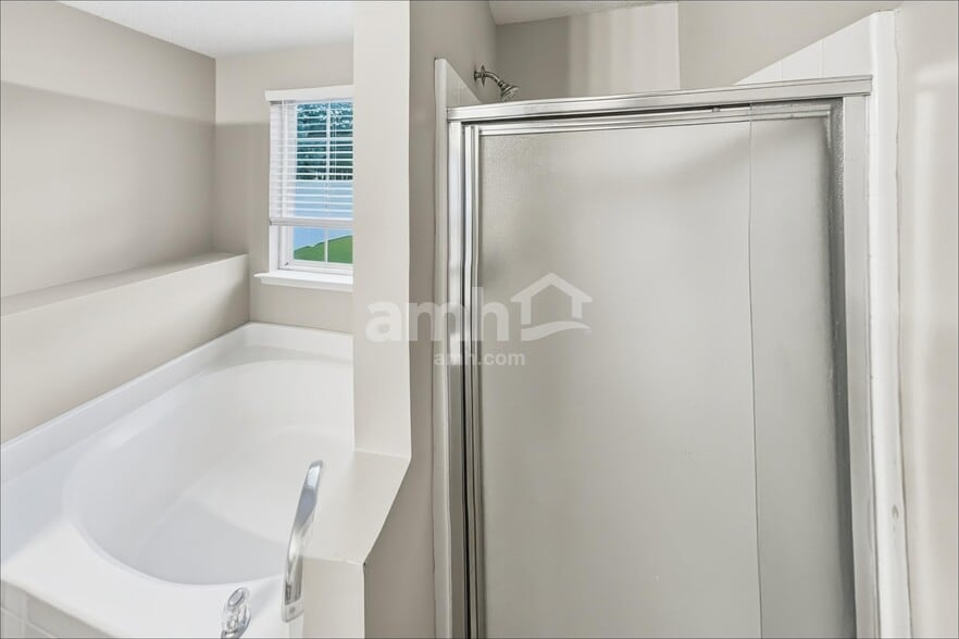 Building Photo - 83 Yellow Jasmine Ct