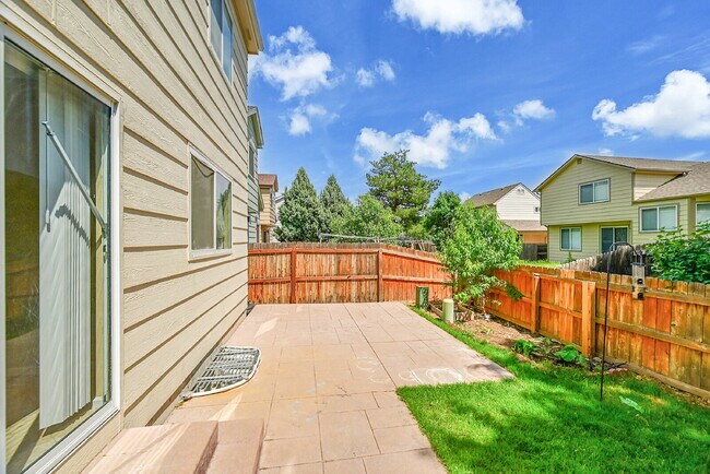 Building Photo - $3,495.00 - 5 Beds, 3.5 Baths, Single Fami...