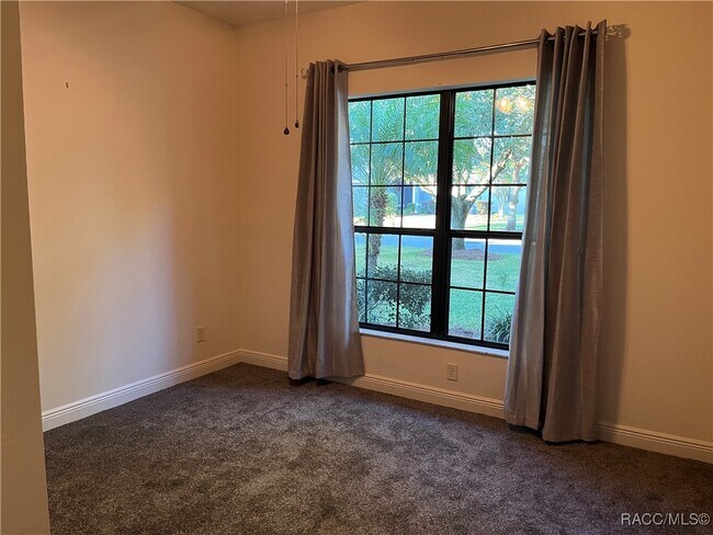 Building Photo - 1569 W Caroline Path