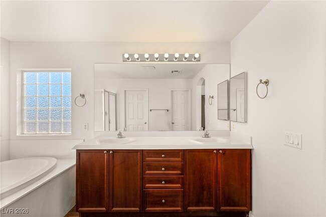 Building Photo - 6247 Sugartree Ave