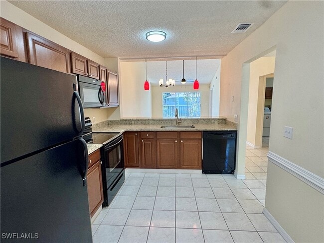 Building Photo - 5665 Whitaker Rd