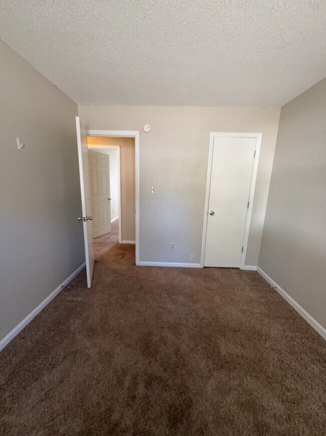 Building Photo - 2903 Norbrick St