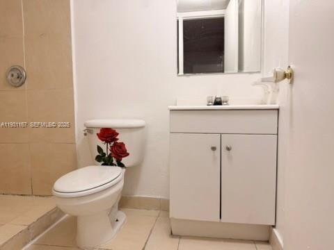 Building Photo - 9359 Fontainebleau Blvd