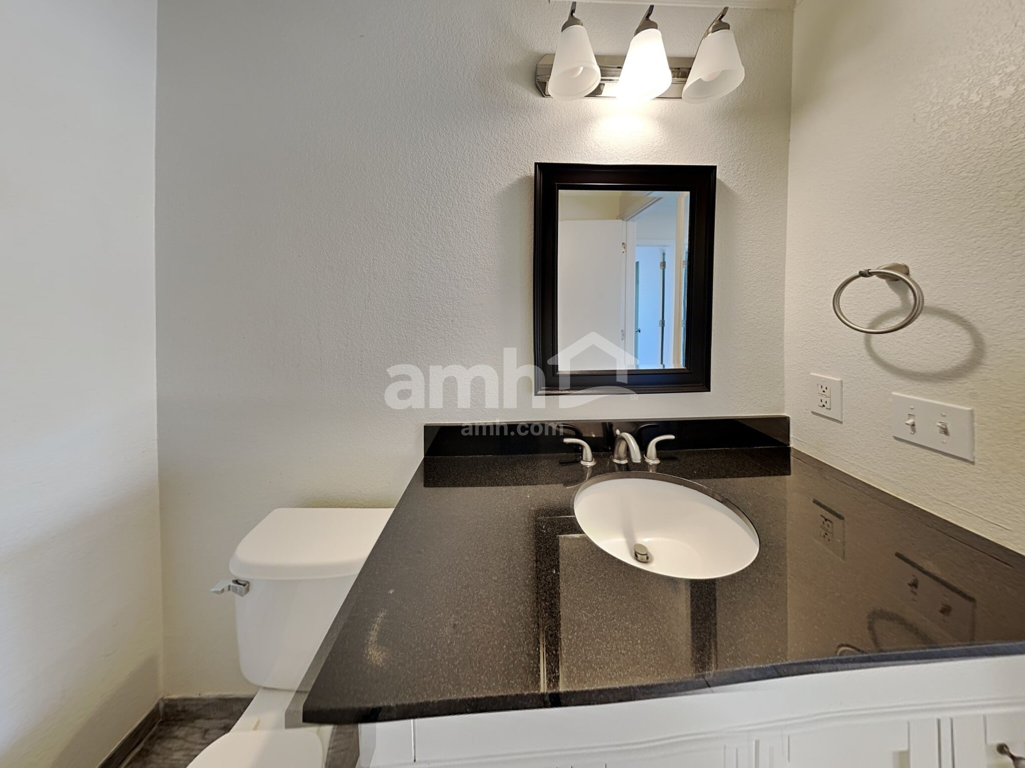 Building Photo - 4983 N Fundy St